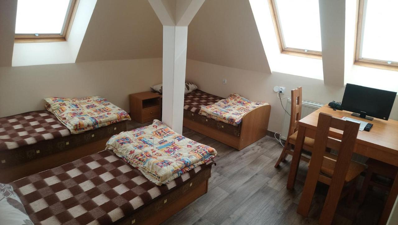 Szkolne Schronisko Mlodziezowe W Olsztynie Hostel Olsztyn  Kültér fotó